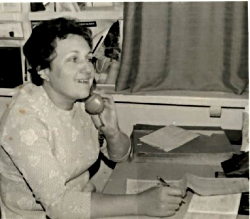 Borika az egyszemélyes postán (1974)