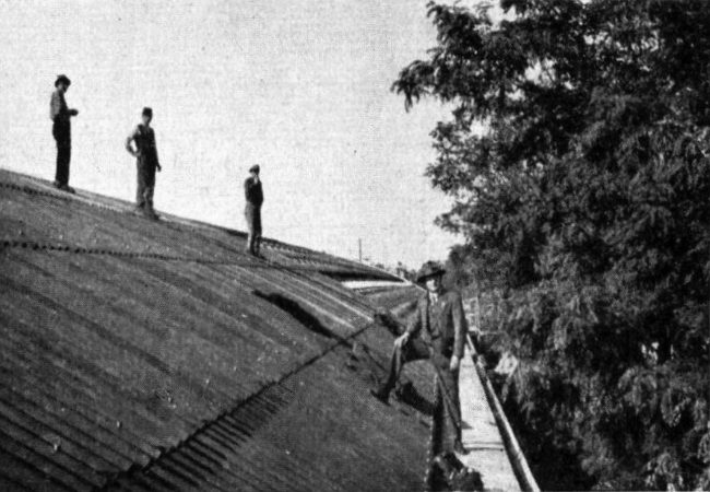 A mûpala hullámlemezek felrakása (Tér és Forma, 1931. április)