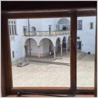 Click to view 12_siklos_6_t1.jpg