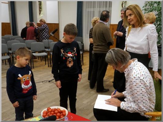 Gyõrfi András festõmûvész és grafikus kiállításának megnyitója