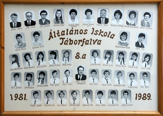 1989. 8.a