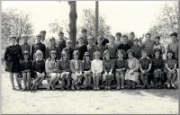 Click to view csoportkep_1965_korul_t1.jpg